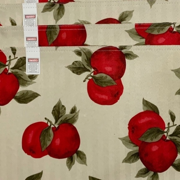 Apple Printed Linen Fabric Placemats Reversible 18” X 12” Cream Red 4 Piece Set - Picture 5 of 12